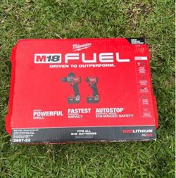 Milwaukee Sets Of Drills M18 4GEN
