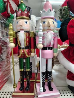 Decorative Wooden Nutcracker Figurines Set of 2