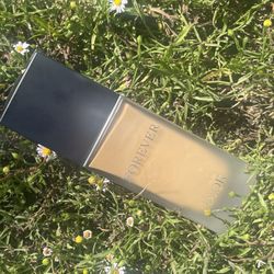 Forever Dior Matt Foundation 