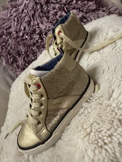 Tommy Hilfiger Toddler Shoe 9c