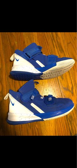 Nike LeBron Soldier 13 Basketball Shoes Men's Size 10.5 Blue/White