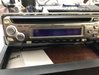 Pioneer DEH-16 CD am/fm car radio
