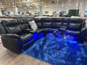 Amazing Deal Now🚨Beautiful Black Power Reclining Sectional With LED Lighting On Sale now $1699🚨