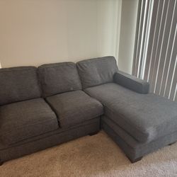 Comfortable Couch + 2 Ottomans + Massager!!