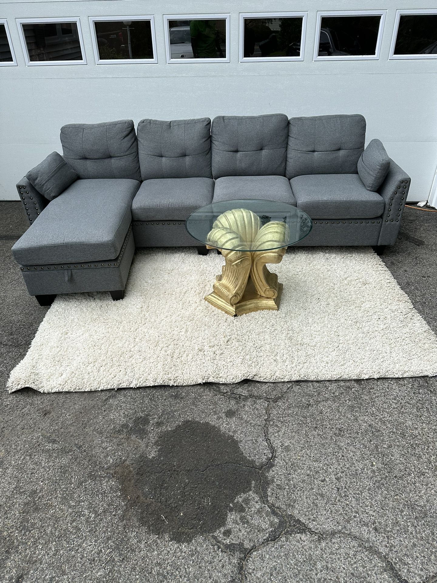 Free delivery Grey Sectional Couch
