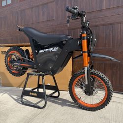 BRAND NEW ELECTRIC DIRTBIKE