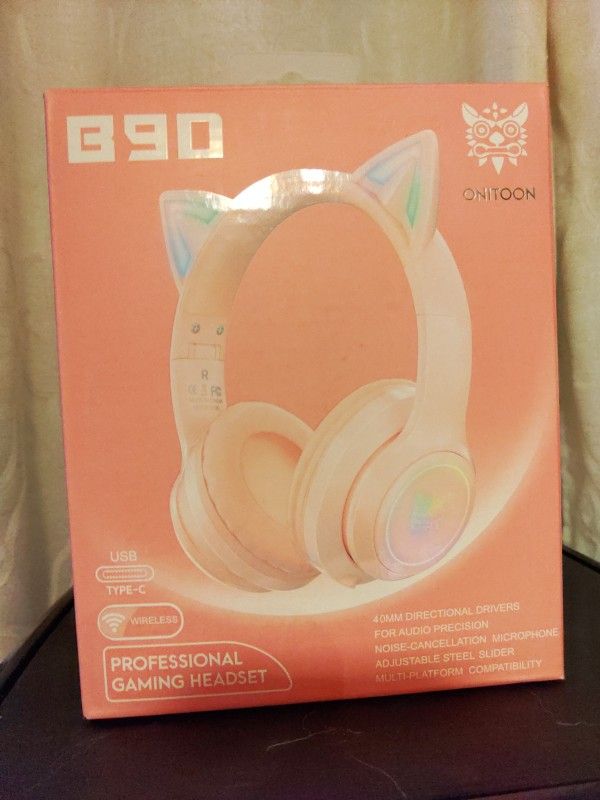 Onitoon B90 Bluetooth LED Cat Ears  Gaming Headset/Headphones Black