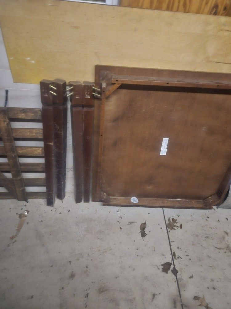 Kitchen Table With 3 Chairs