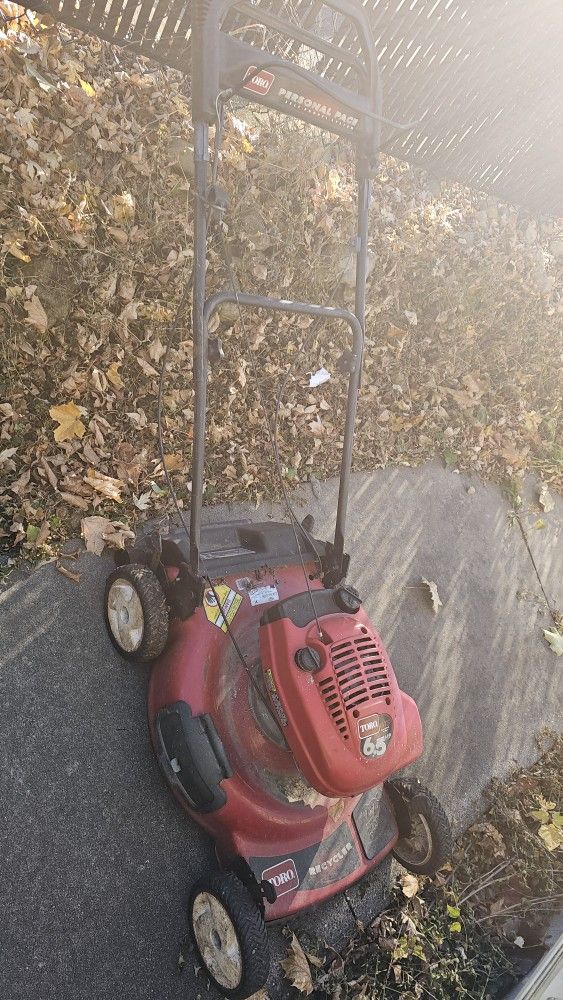 Toro Self Pace Lawnmower 