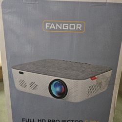 FANGOR Full HD Projector F -701