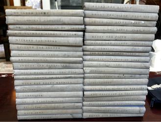 Vintage 1925 Yale Shakespeare Collection – 37 Volumes – Blue & Gold Hardcover Set