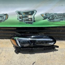 2022-2025 Honda Civic Headlight Oem 