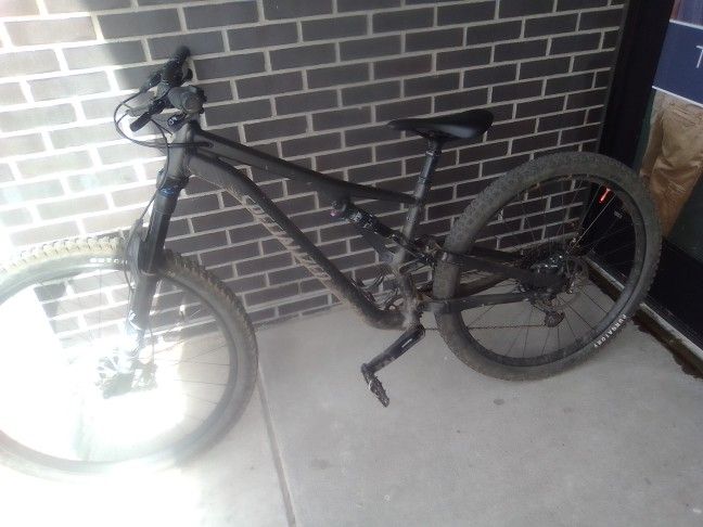 2024 Specialized Rock Hopper