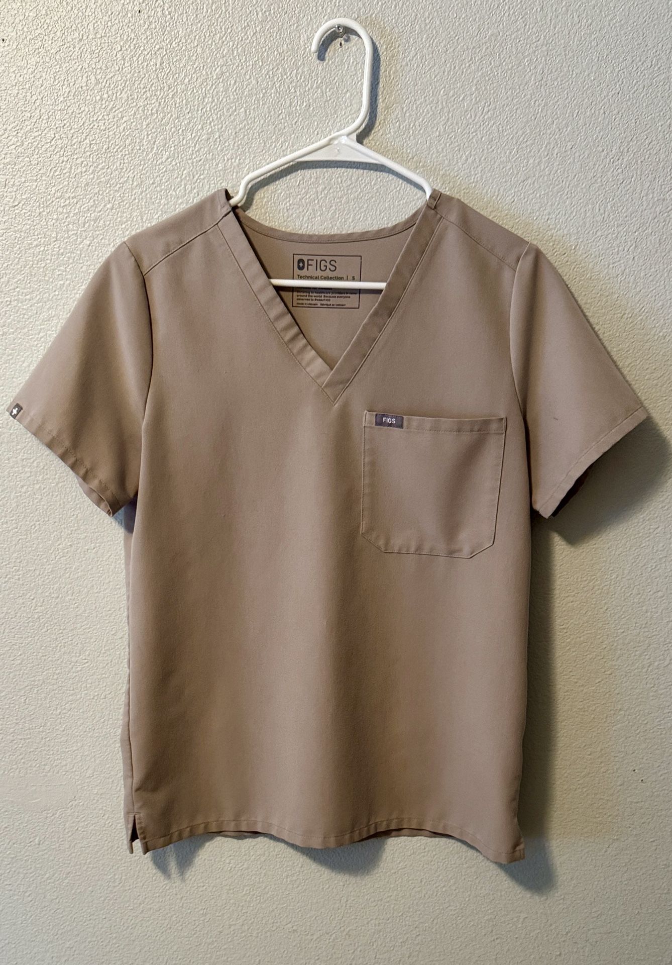 Figs Scrub Top