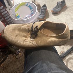 Earth Vegan Shoes Men’s Size 11