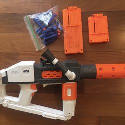 Nerf Star Wars First Order Stormtrooper Deluxe Blaster