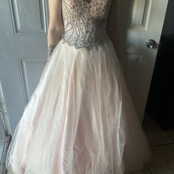 Quinceañera Dresses 