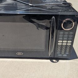 Oster 1000W microwave