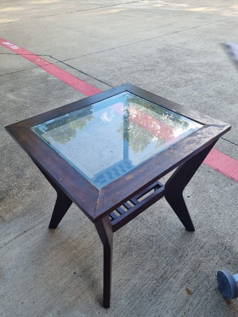 COFFEE TABLE