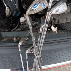 Miscellaneous  Left Handed Golf Clubs