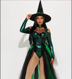 Costume