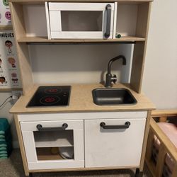 Kids Kitchen 