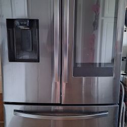 Samsung Family Hub Refrigerator 26.5 cu ft – Black Stainless – Needs Compressor – $850 OBO