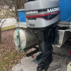 Boat 28ft Pontoon