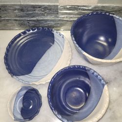 Vintage  4 Piece Nesting Pottery Serving Set