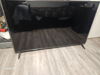 LG 75" TV 2019 /4k ULTRA HD TV