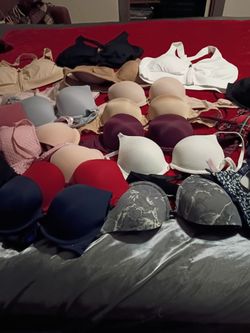 16 PINK N VICTORIA SECRETS BRAS N 5 SPORTS BRAS, GREAT CONDITION