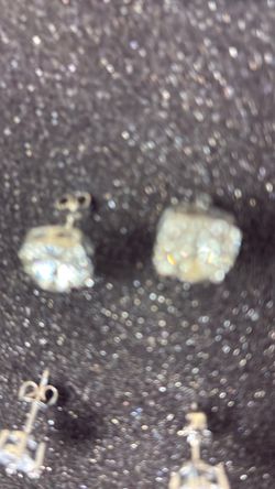 Crystal Stud Earrings Silver Tone