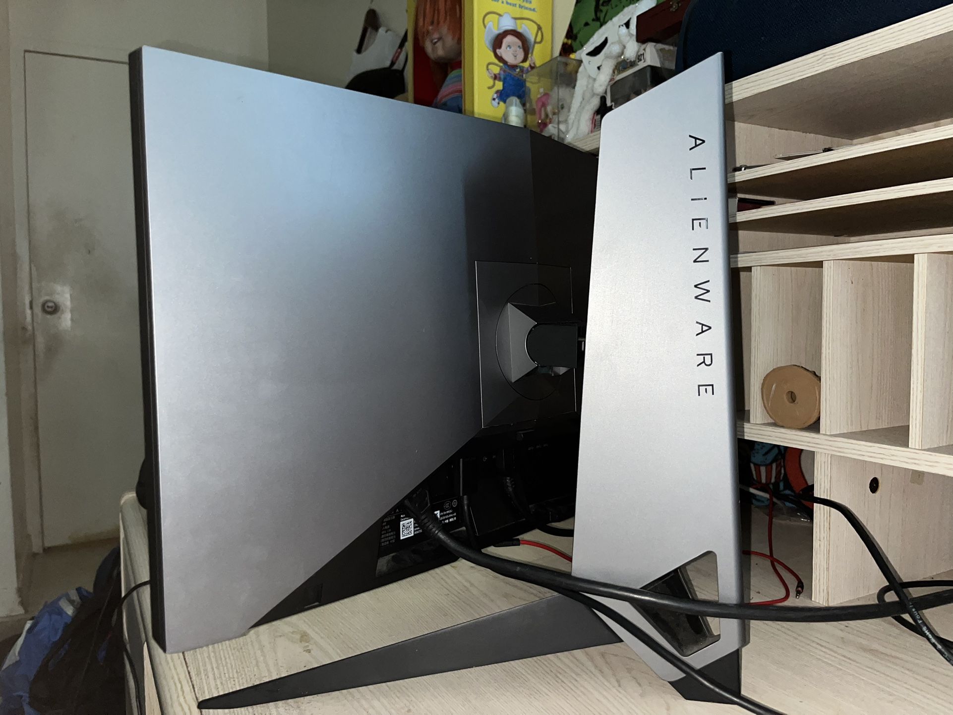 alienware monitor