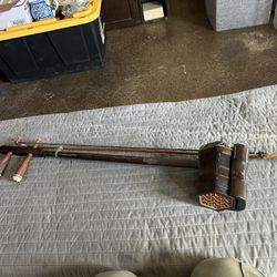 Erhu aka Chinese Violin.   Needs Restringing And Cleaned Up If You Want To Play It.