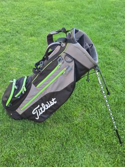 TITLEIST STAND BAG,$155 OBO!!
