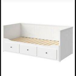 Twin Bed