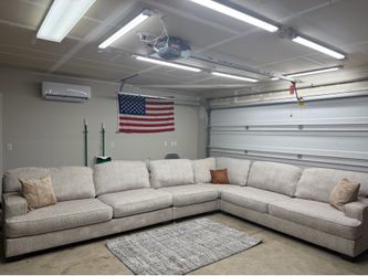 Huge Modular Greige/Taupe Sectional – Pet & Smoke Free