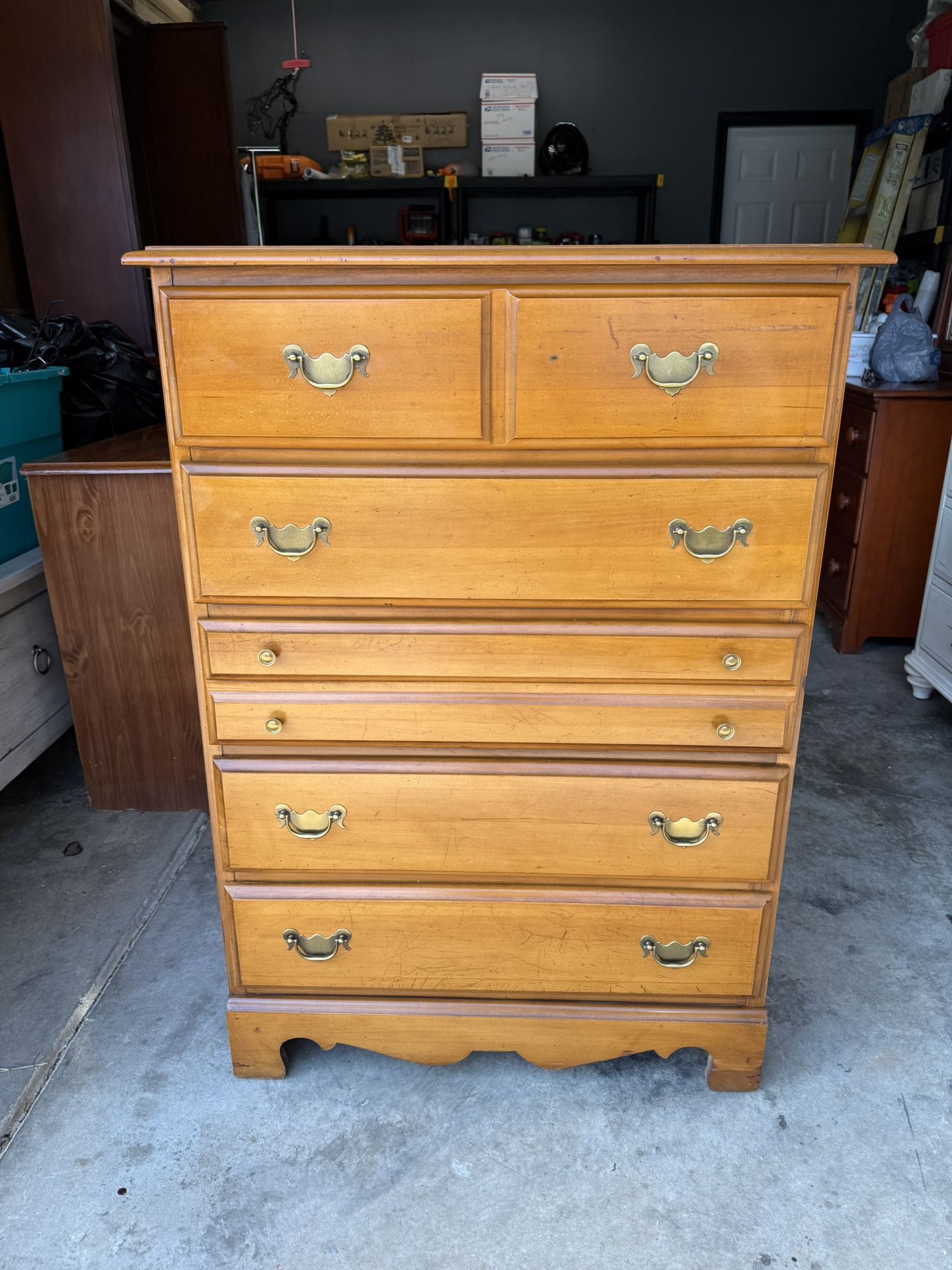 RETRO 5 DRAWER DRESSER