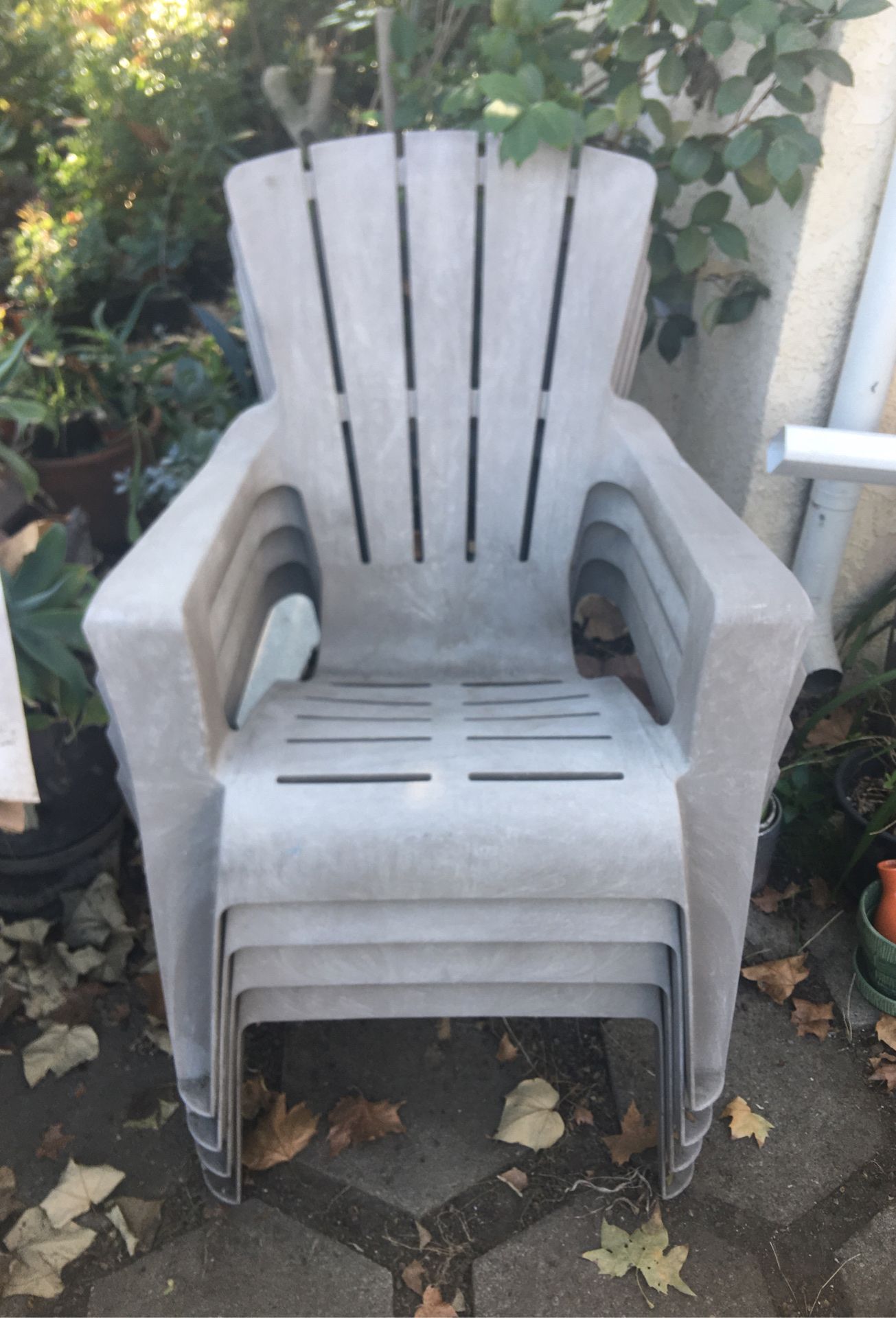 4 Outdoor chairs gray wood grain texture