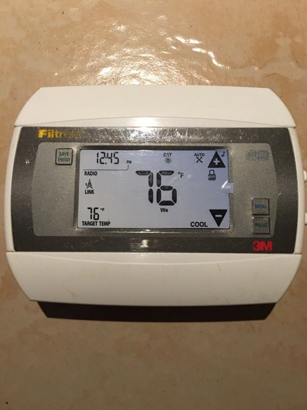 Thermostat Filtrete 3M for Sale in Chicago, IL OfferUp