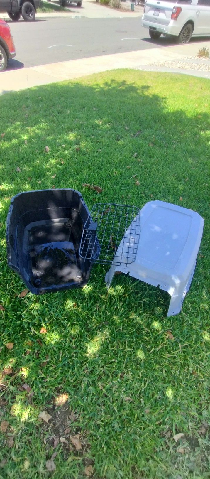 Dog Crate- Medium