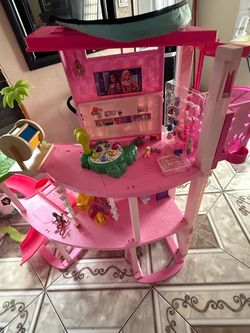 Barbie Dreamhouse 3-Story Dollhouse with Slide