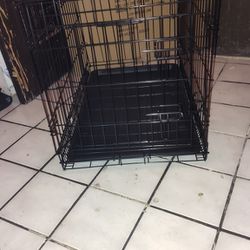 SingleDoor New World Dog Crate, Includes Leak-Proof Pan for medium size dog $45 Firm