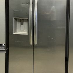 Frigidaire Gallery 36 inch 26 cu. ft. Standard Depth Refrigerator