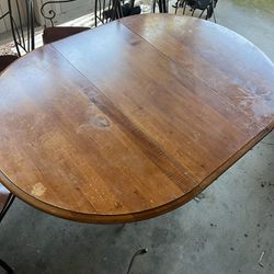Kitchen Table w/ Chairs 