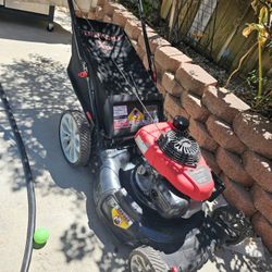 Troy Bilt Lawn Mower