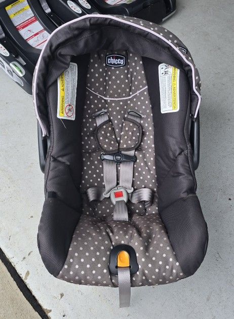 Chicco Stroller & Car Seat Travel System
