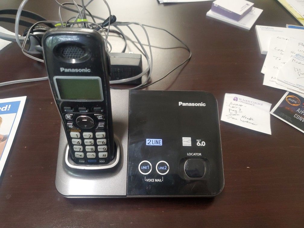 Panasonic 2-Line DECT With Voicemail Handsets w/chargers for Sale in  Scottsdale, AZ OfferUp