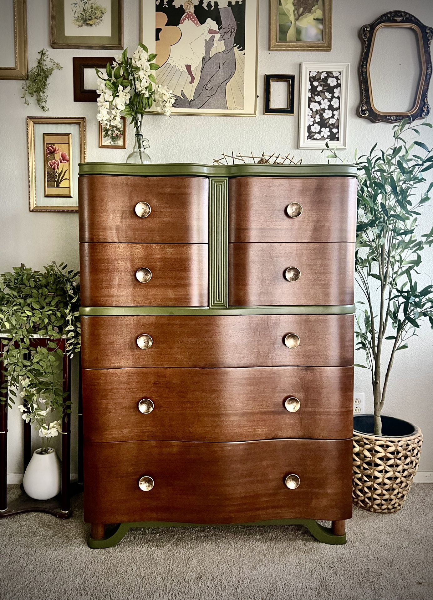 1940s Art Deco Dresser 