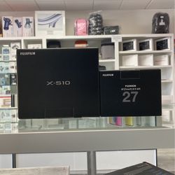 Fuji X-S10 With 27mm F2.8 Lens